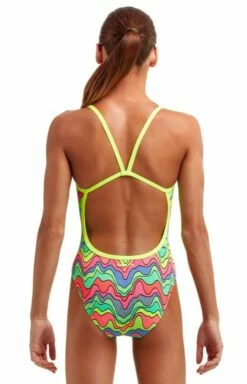 Maillot De Bain Funkita Fille Single Strap Body Contour -FRANCE NATATION Soldes g body contour2